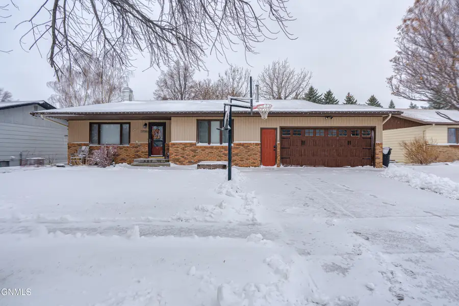 2720 Stevens Street, Bismarck, ND 58503 - Image #2