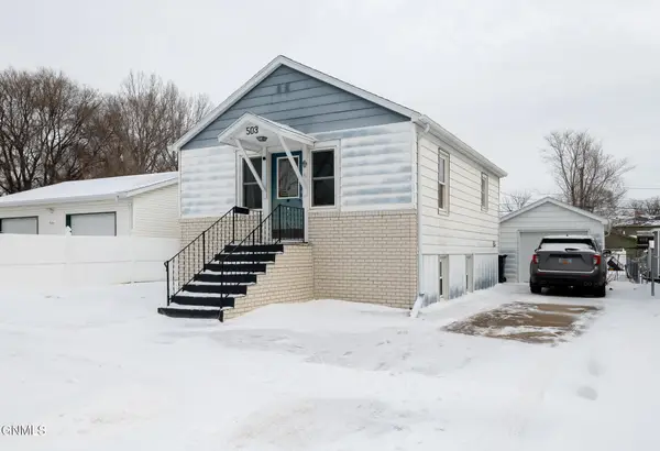 503 17th Street N, Bismarck, ND 58501