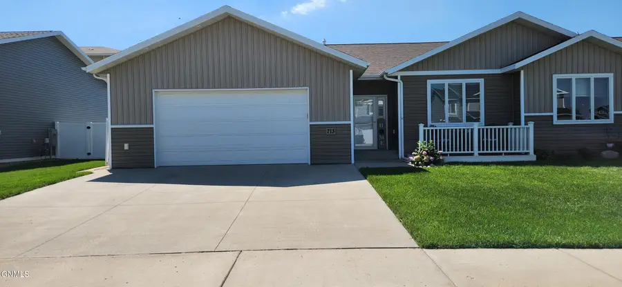 713 Bremner Avenue, Bismarck, ND 58503 - Image #2