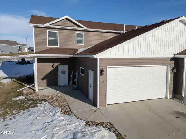 6937 Butler Loop, Lincoln, ND 58504