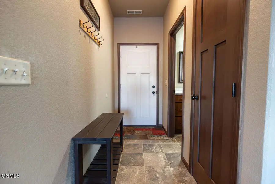 6937 Butler Loop, Lincoln, ND 58504 - Image #2