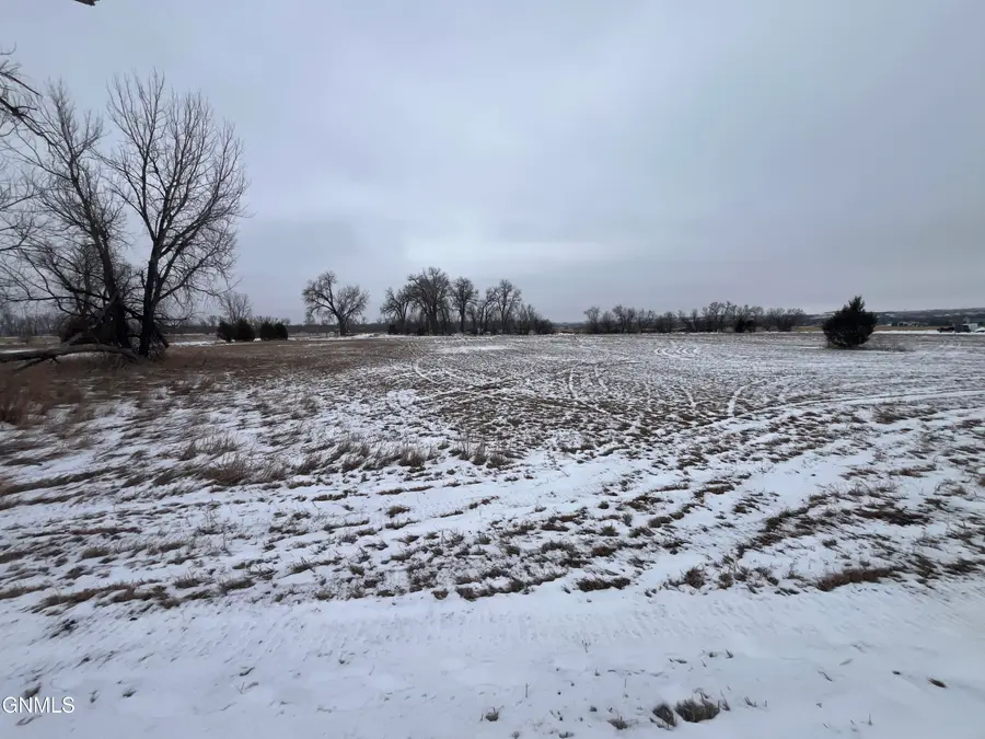 6109 Island Road, Bismarck, ND 58503 - Image #2