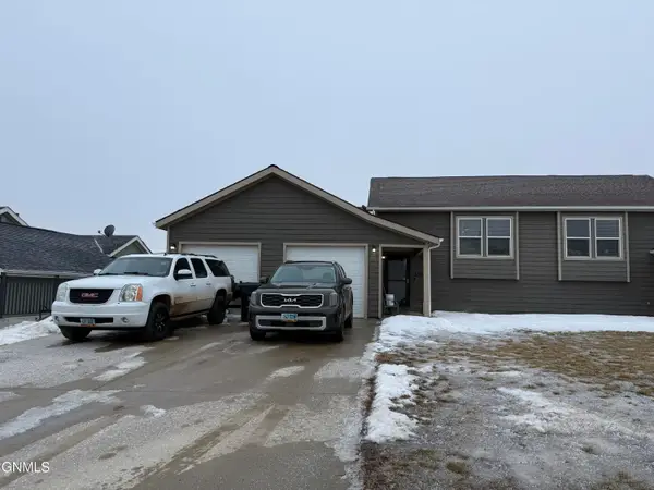 2501 2nd Street Ne, Watford City, ND 58854