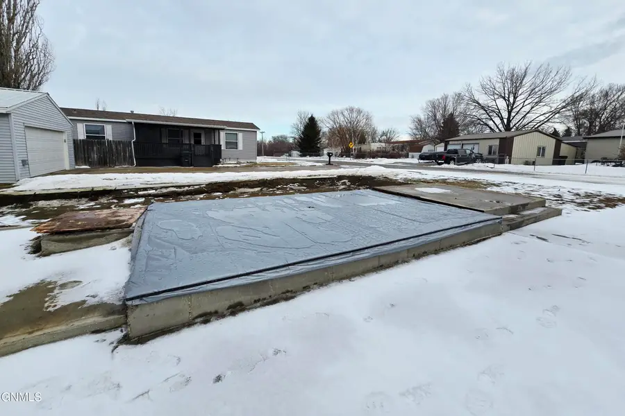 1104 11th Street Se, Mandan, ND 58554 - Image #2