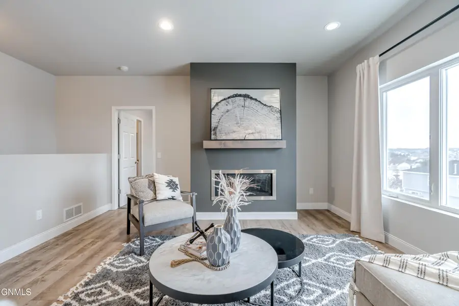 4810 Cornice Loop, Bismarck, ND 58503 - Image #3