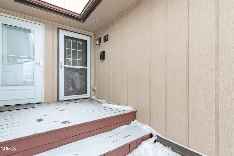 311 6th Avenue Nw, Beulah, ND 58523 - Image #3