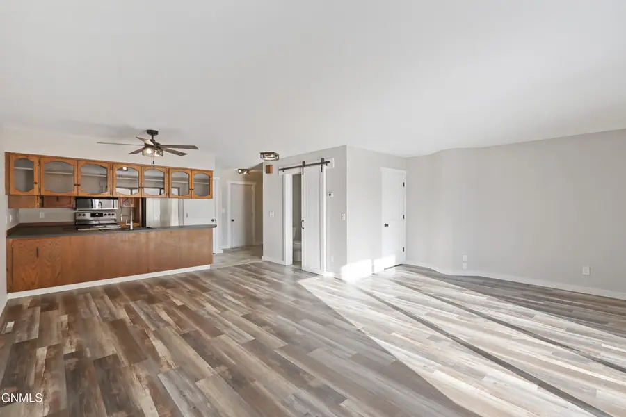 2311 N Main Court, Williston, ND 58801 - Image #3