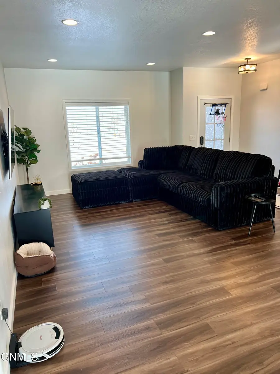 12480 Woodland Lane, Watford City, ND 58854 - Image #3