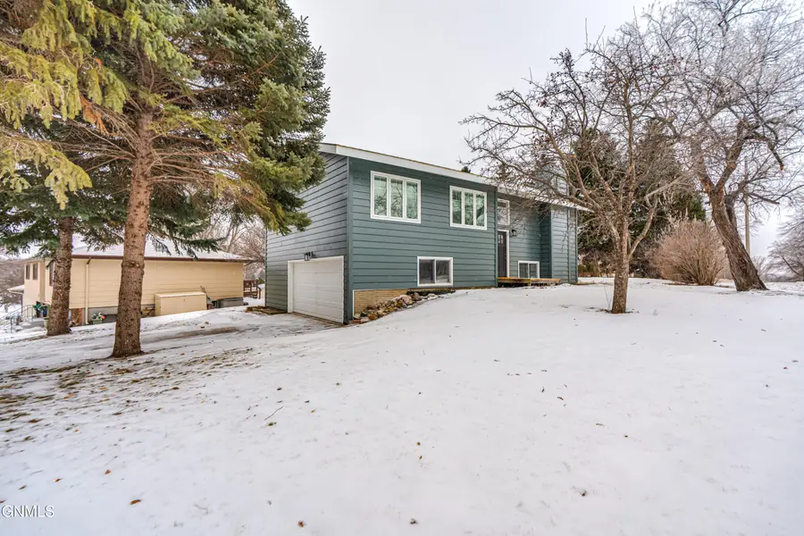 2511 Stevens Street, Bismarck, ND 58503 - Image #3