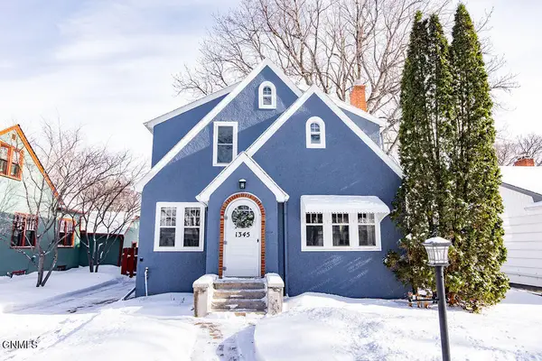1345 4th Street N, Fargo, ND 58102