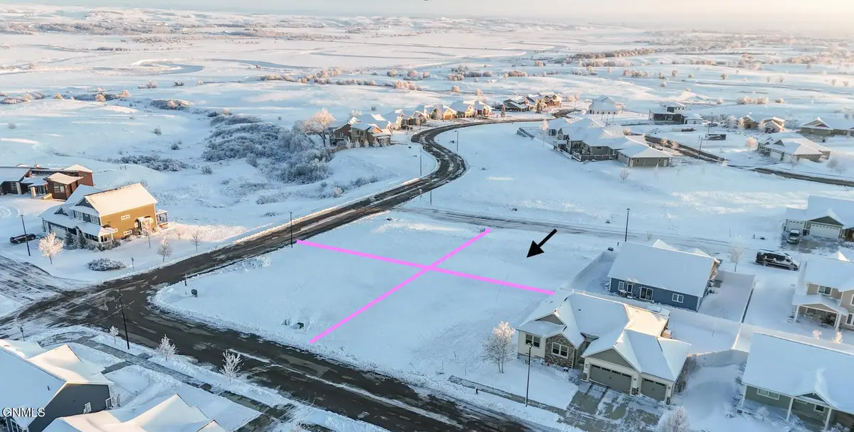 713 Wyatt Street, Williston, ND 58801 - Image #1