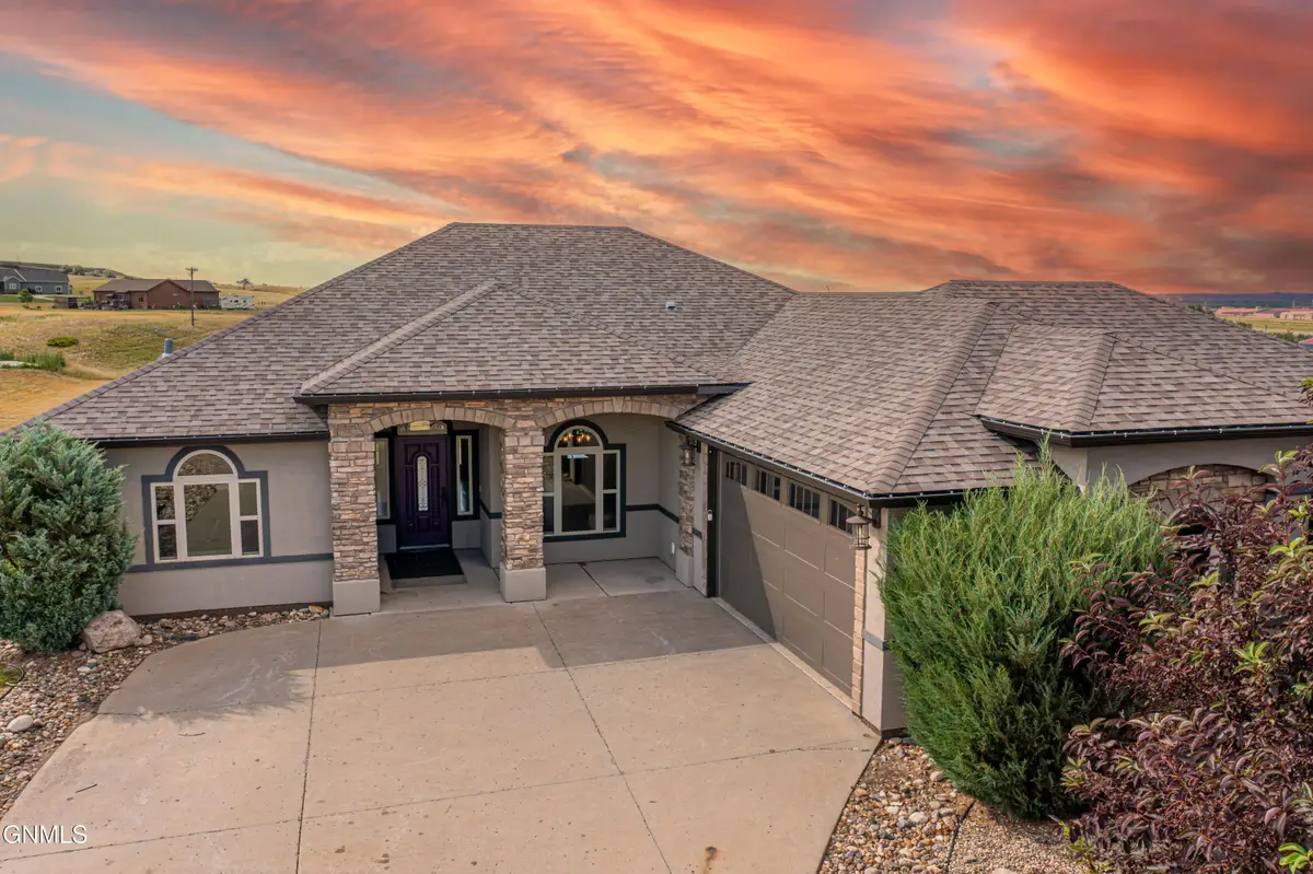 2004 16th Street E, Williston, ND 58801 - Image #1