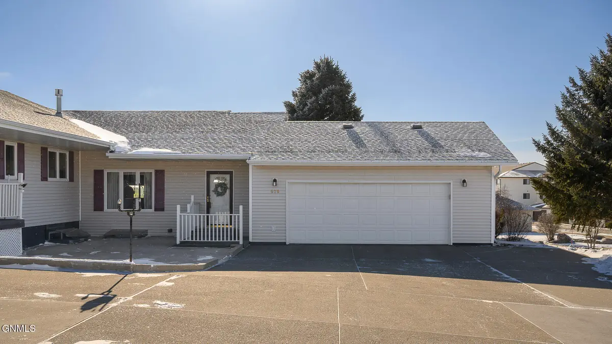 575 Brandon Place, Bismarck, ND 58503 - Image #1