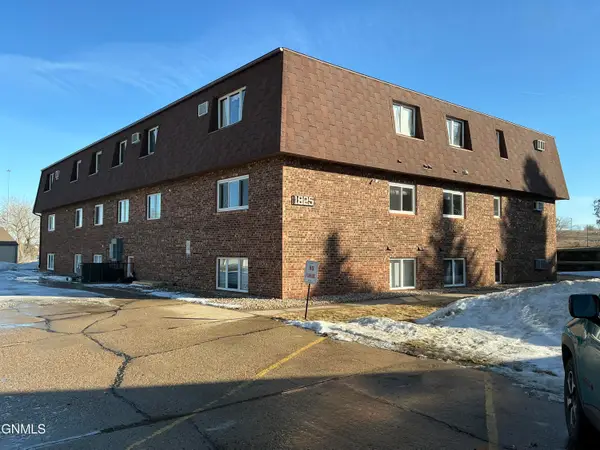 1825 Grandview Lane S #16, Bismarck, ND 58503