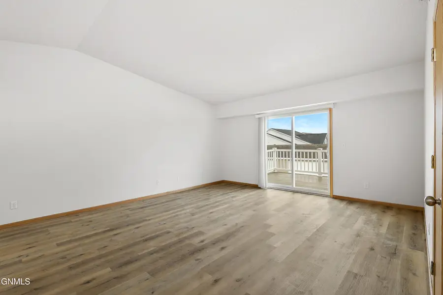 4000 Mckenzie Drive Se #12, Mandan, ND 58554 - Image #3