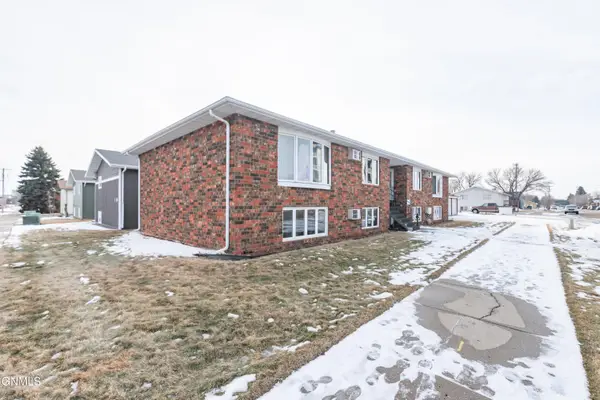 121 Sweet Avenue E #3, Bismarck, ND 58504