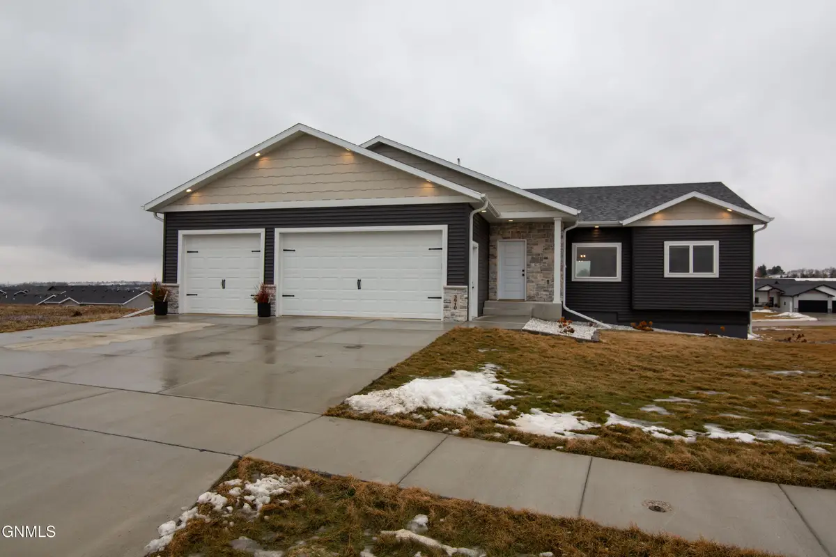3910 Steel Street, Bismarck, ND 58503 - Image #1