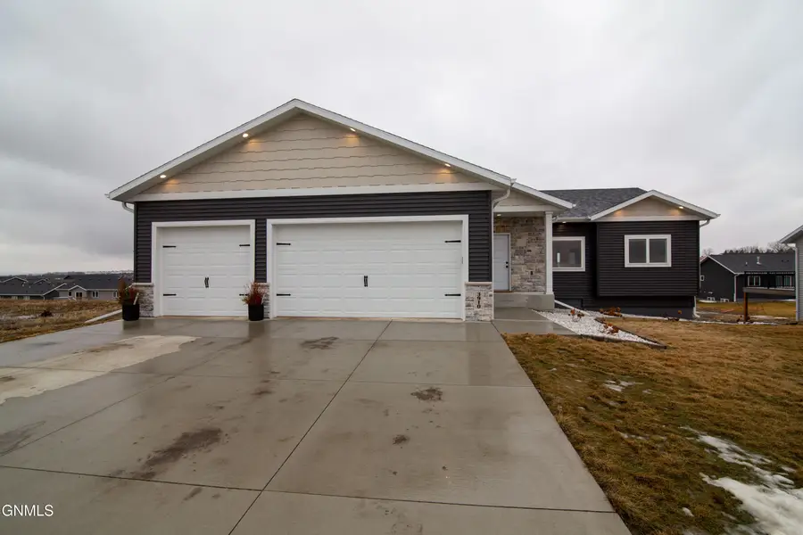 3910 Steel Street, Bismarck, ND 58503 - Image #2