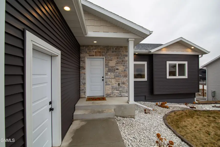 3910 Steel Street, Bismarck, ND 58503 - Image #3