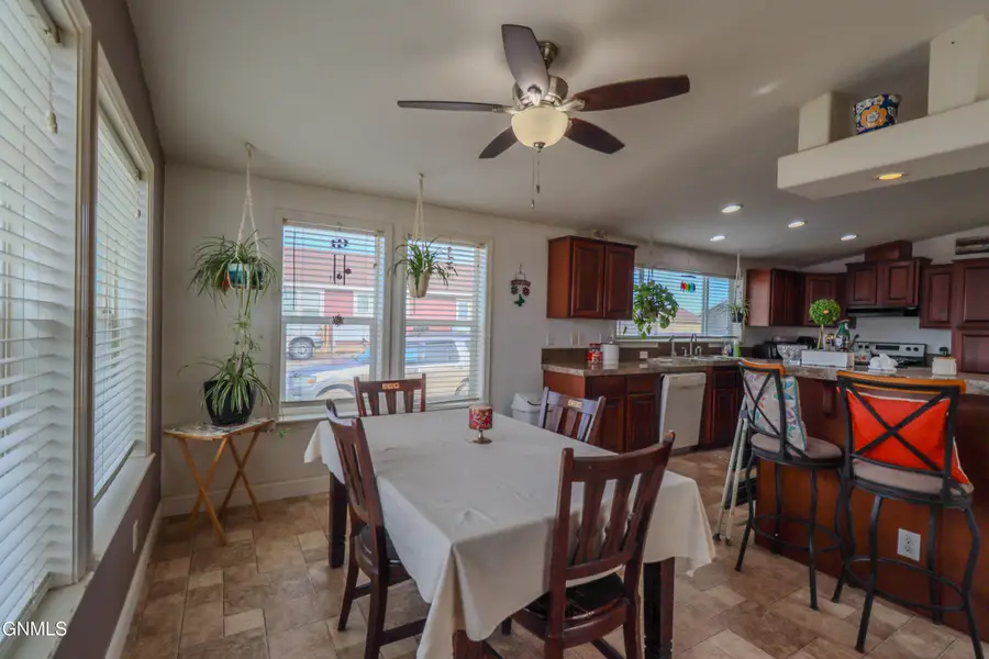 5614 Border Avenue, Williston, ND 58801 - Image #3