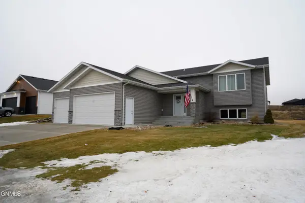 3819 Silver Boulevard, Bismarck, ND 58503