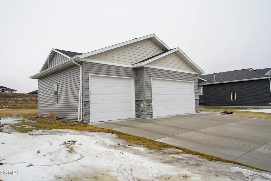 3819 Silver Boulevard, Bismarck, ND 58503 - Image #2