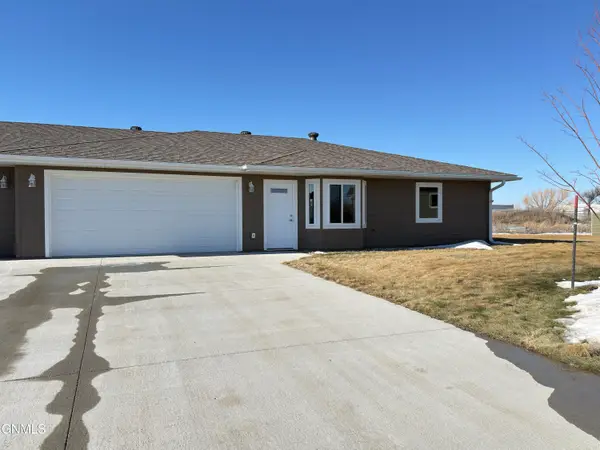 512 13th Street Nw, Valley City, ND 58072
