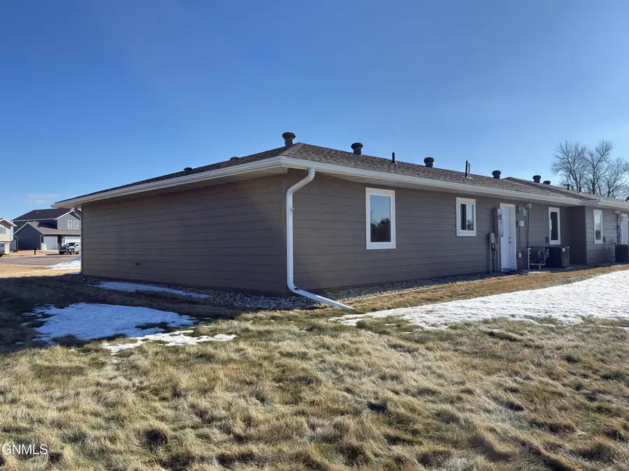 512 13th Street Nw, Valley City, ND 58072 - Image #2