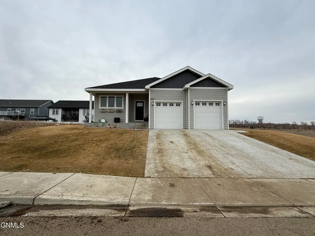 1404 Redtail Road, Watford City, ND 58854 - #1
