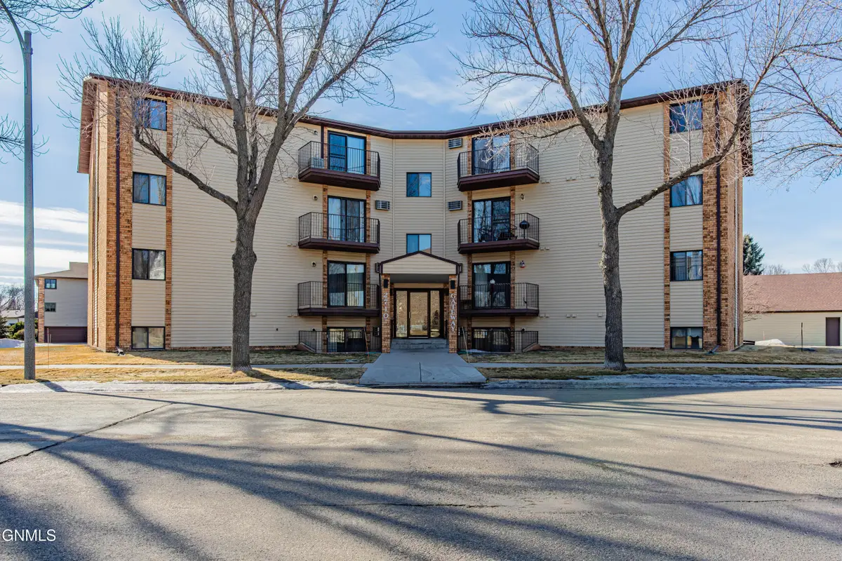 2710 Gateway Avenue #1f, Bismarck, ND 58503 - #1