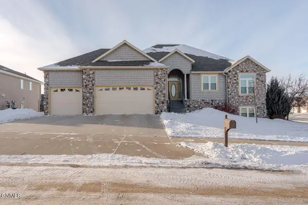 4200 Valley Drive E, Bismarck, ND 58503