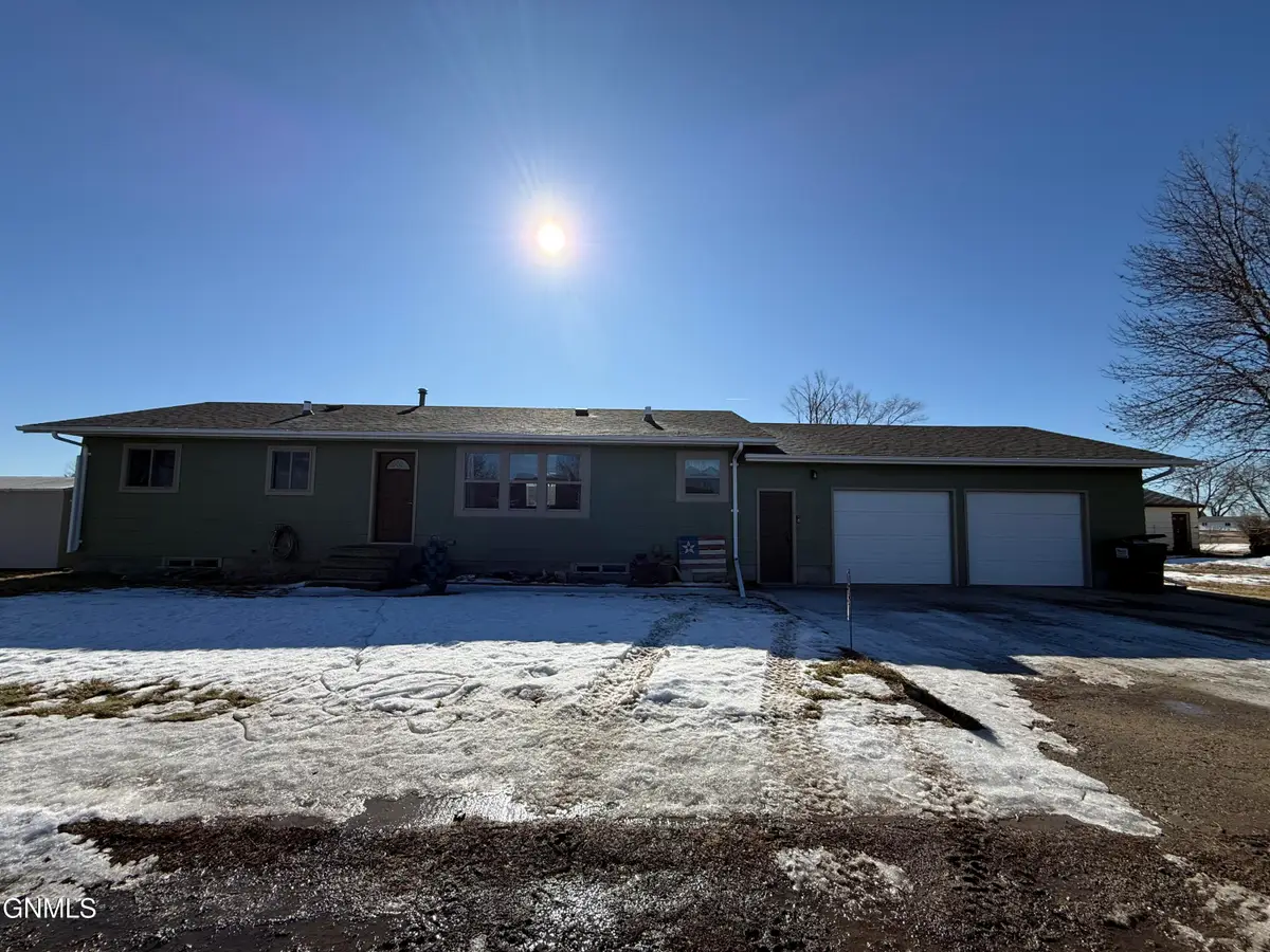 702 Clinic Street Ne, Medina, ND 58467 - #1