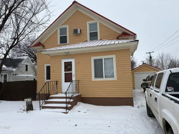 305 1st Avenue N, Ellendale, ND 58436