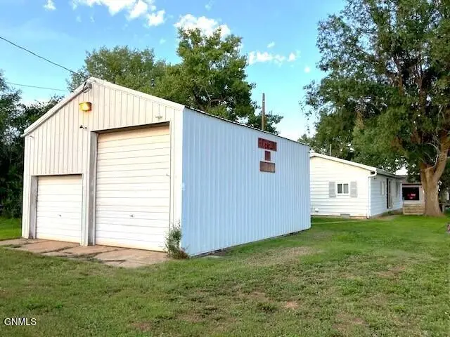 211 Bismarck Street, Hebron, ND 58638 - #1
