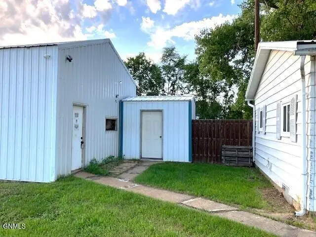 211 Bismarck Street, Hebron, ND 58638 - #3