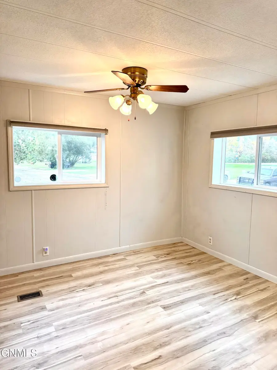 104 Carbon Street, Underwood, ND 58576 - #2