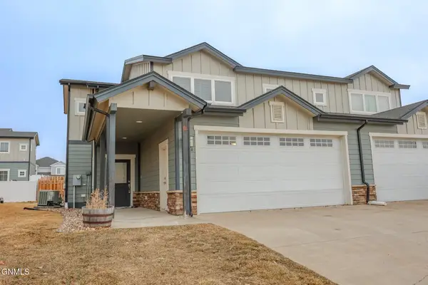 2704 27th Street W, Williston, ND 58801