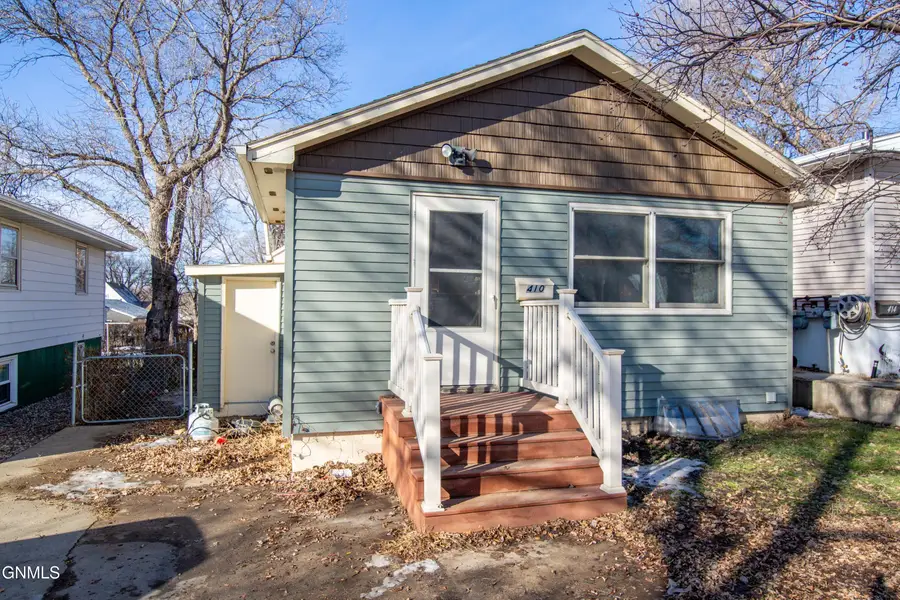 410 N 22nd Street N, Bismarck, ND 58501 - #2