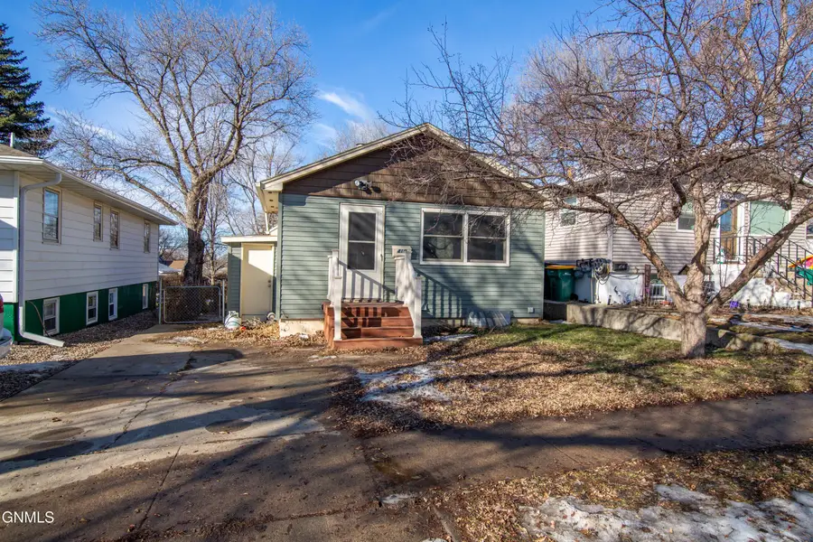 410 N 22nd Street N, Bismarck, ND 58501 - #3