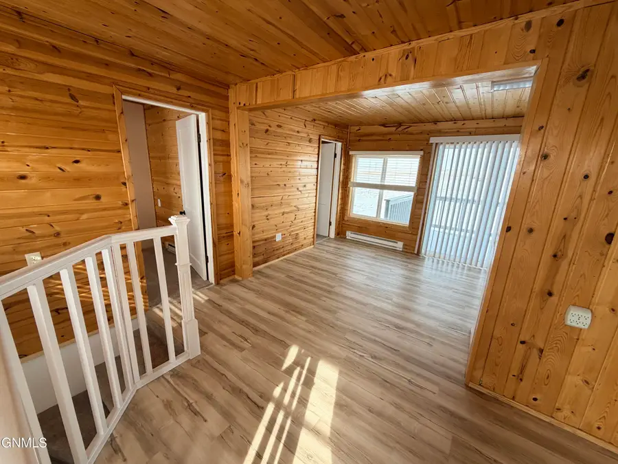 8010 68th Street Nw, Stanley, ND 58784 - #3