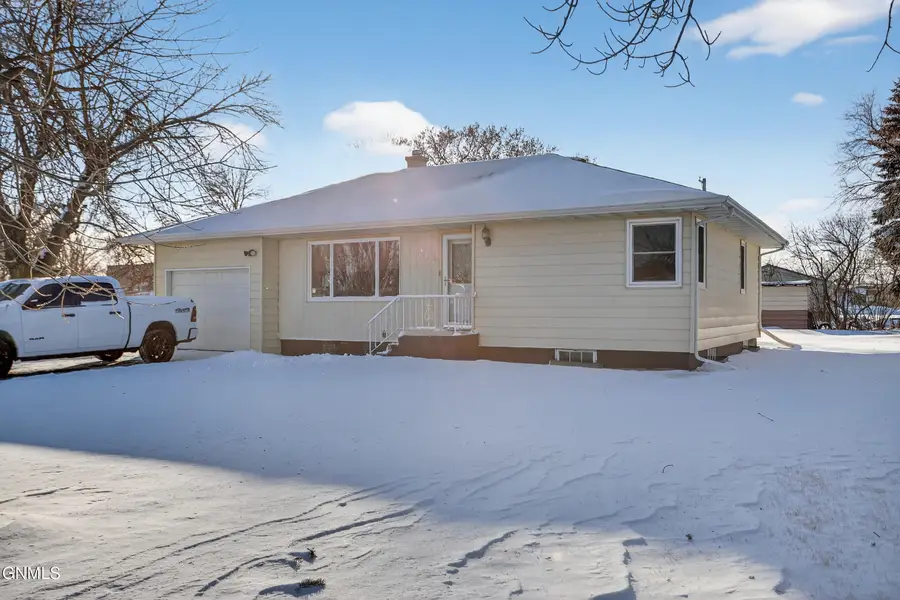 315 West Street, Ray, ND 58849 - #3