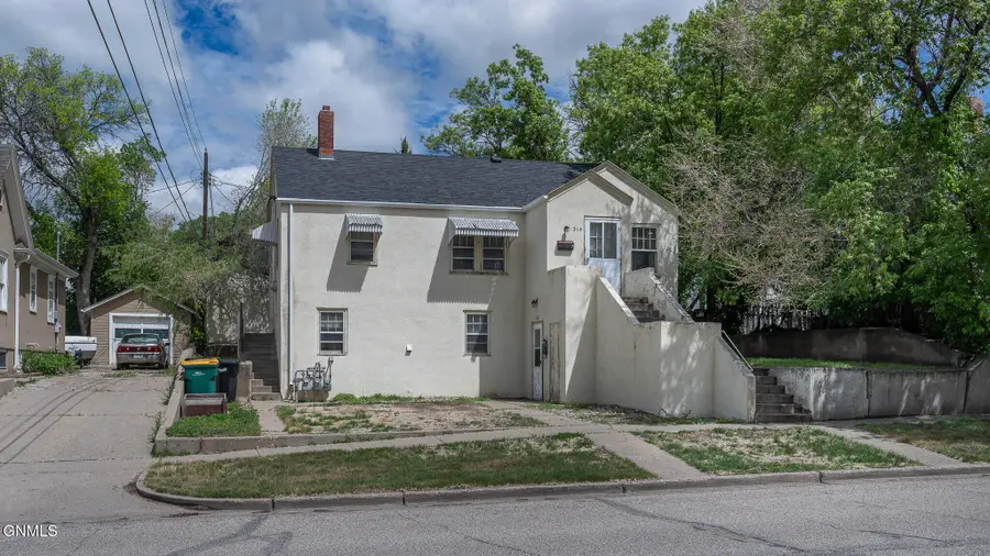 314 E C Avenue, Bismarck, ND 58501 - #2