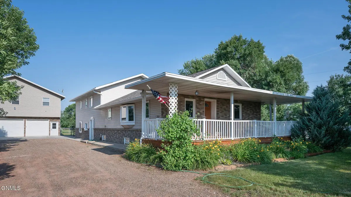 871 County Road 27, Hazen, ND 58545 - #1