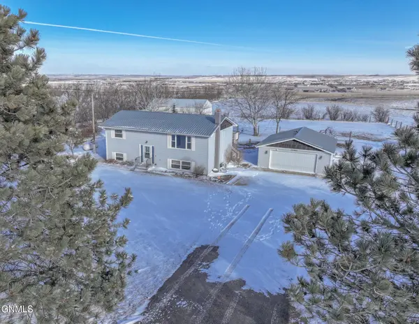 7010 3rd Avenue E, Williston, ND 58801