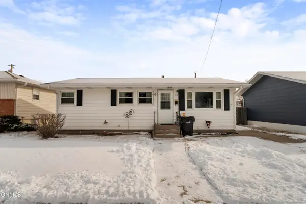 531 S 16th Street S, Bismarck, ND 58504