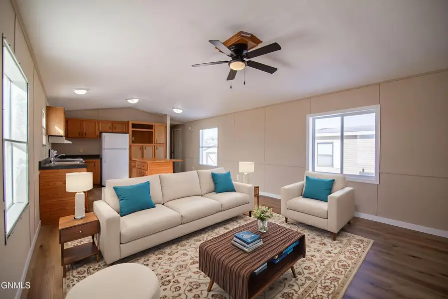 105 Gateway Trail, Mandan, ND 58554 - #2