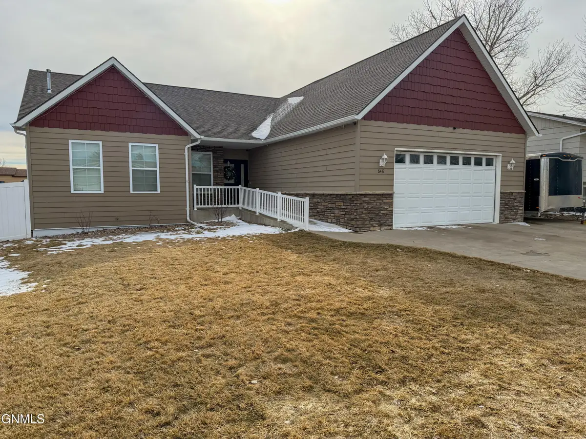 648 13th Street E, Dickinson, ND 58601 - #1