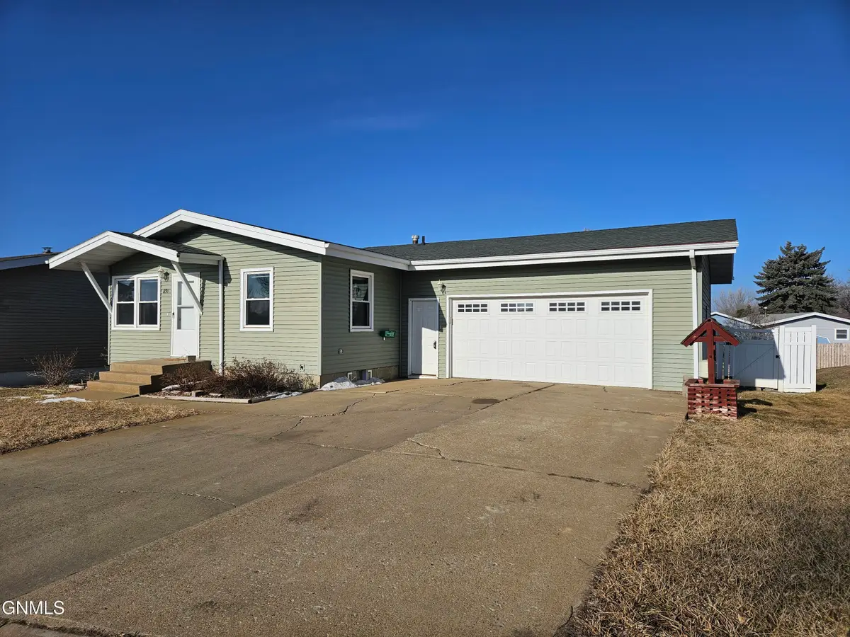891 Dell Avenue, Dickinson, ND 58601 - #1