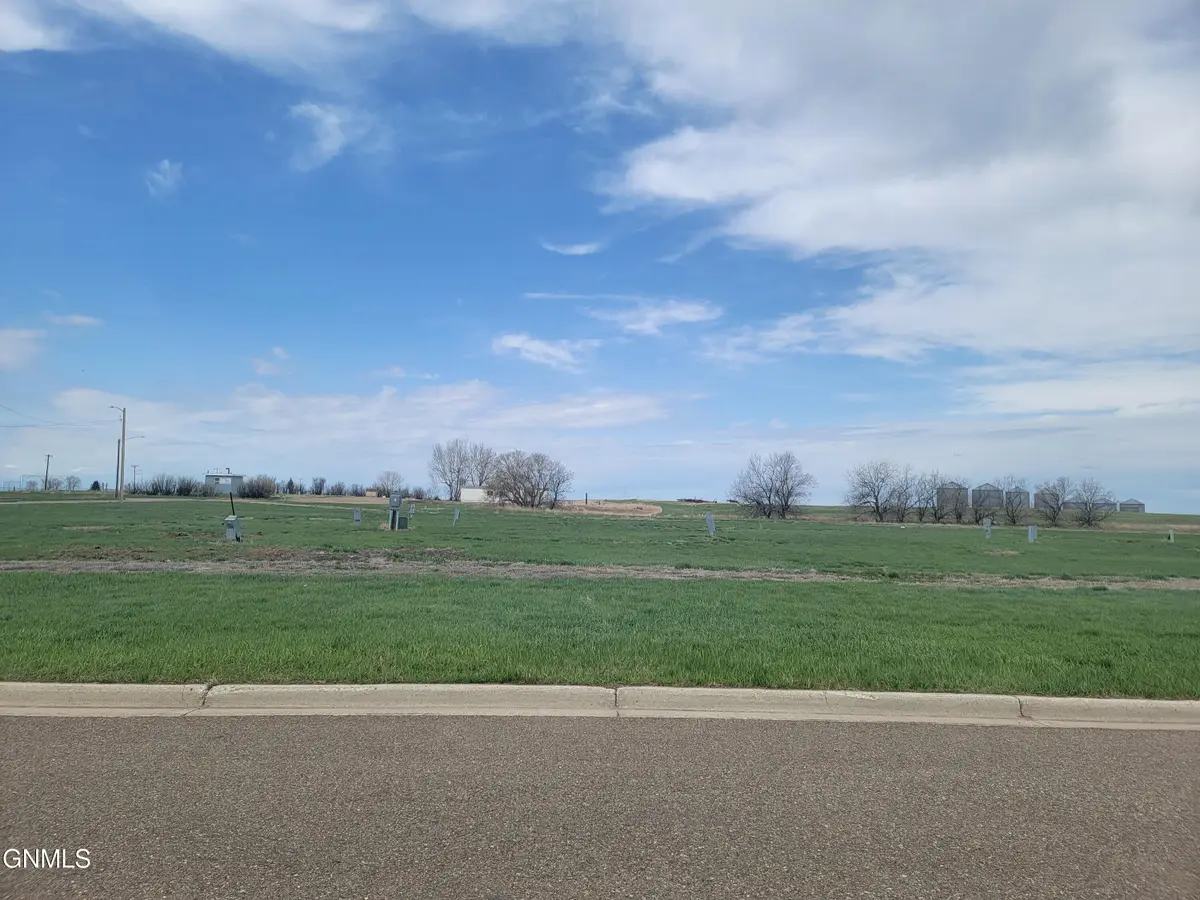 305 Hickman Street, Grenora, ND 58845 - #1