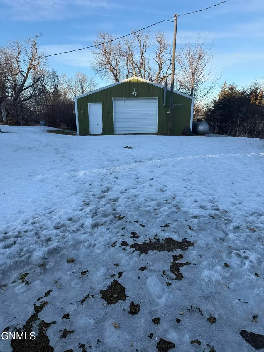 206 Elm Street E, Gackle, ND 58442 - #3